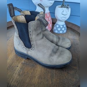 Women's blundstones 1351 hi top brown 3/6